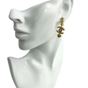Chanel Cc Logo Heart Earrings Metal #209687C14B